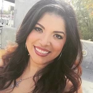 Meet your Posher, Celina