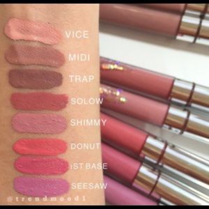 ❌❌SOLD❌❌2 Colourpop ultra matte lipsticks