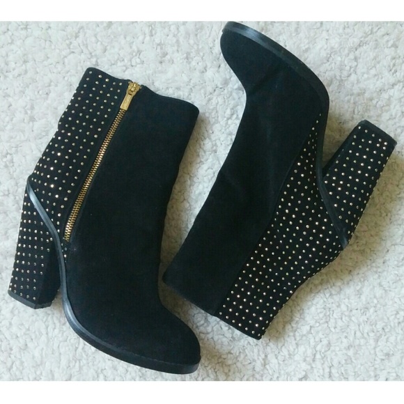 8.5 🔴PRICE DROP|° VS Colin Stuart Booties