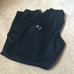 Black under armour sweats