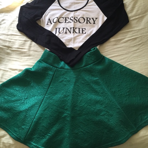 Green high waisted skirt