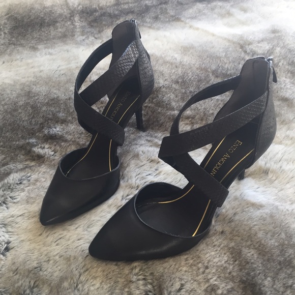 2*HP. Black Zip Heels - Picture 5 of 5