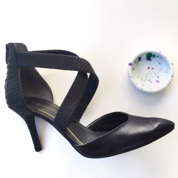 2*HP. Black Zip Heels - Picture 2 of 5