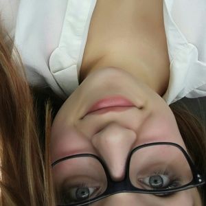 Meet your Posher, Hanna