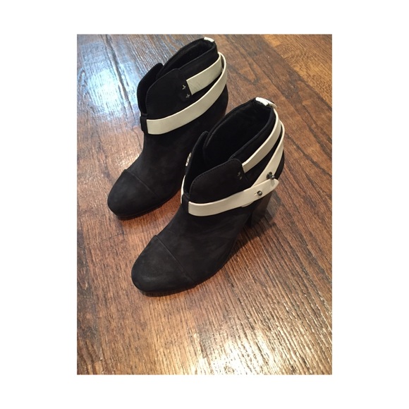 ❌SOLD❌ Rag & Bone Suede Harrow Bootie - Picture 4 of 4