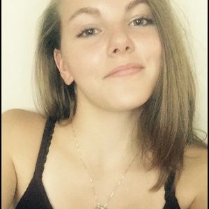 Meet your Posher, Jillian