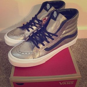 PRICE REDUCED: Vans Sk8-Hi Slim