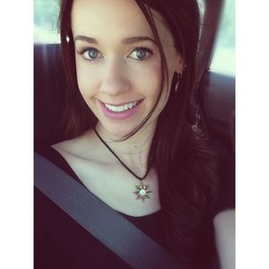 Meet your Posher, Megan