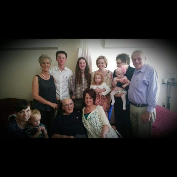 Meet your Posher, Teresa - Picture 2 of 3