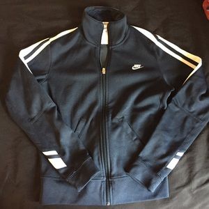 Small Nike jacket