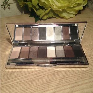 ❤️CLINIQUE Ltd. Ed. Palette in "GREYS"❤️