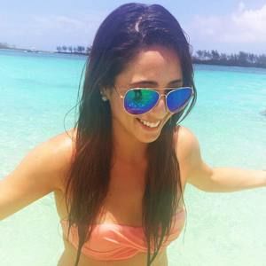 Meet your Posher, Janisa