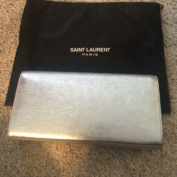 Sold - Picture 3 of 4