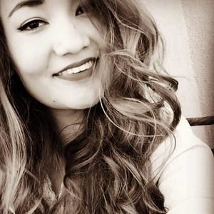 Meet your Posher, Cassandra