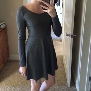 Grey long sleeve skater dress w/ scoop back