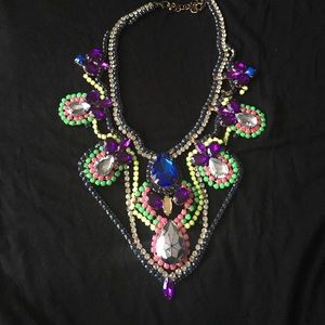 Statement necklace