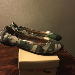 Camo Flats