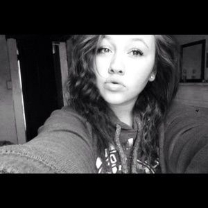 Meet your Posher, Whitley