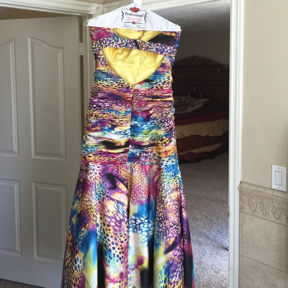 Colorful leopard print dress! - Picture 4 of 4