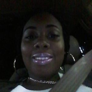 Meet your Posher, Yolanda