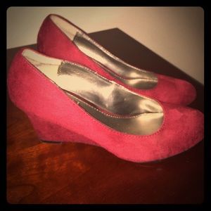 Beautiful wedge pumps