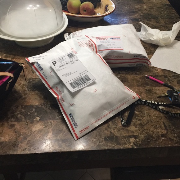 Mailed 2 more out today 😊✊🏽