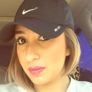 Black and white Nike Hat!