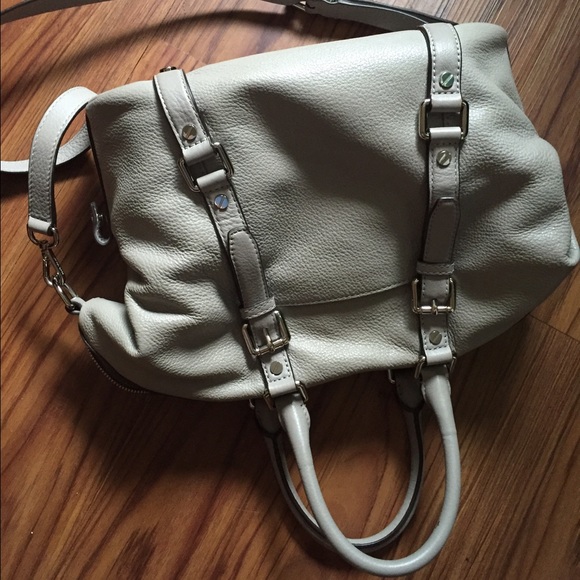 Michael Kors Bedford Bag - Picture 3 of 4