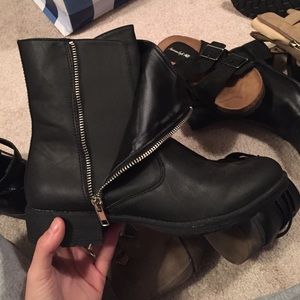 Black poppy fold over booties