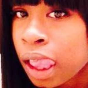 Meet your Posher, Ebony