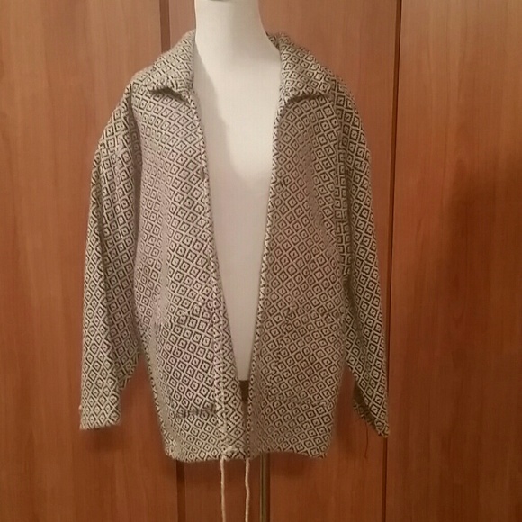 Vintage Aztec print dolman sleeve jacket