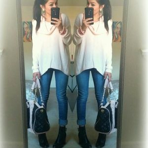 🔴PRICE DROP |°XS Express Cowel neck sweater