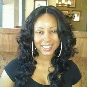 Meet your Posher, Elissa