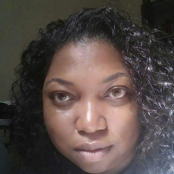 Meet your Posher, Latoya