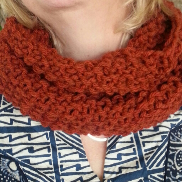 NWOT cowl/hood - Picture 3 of 4