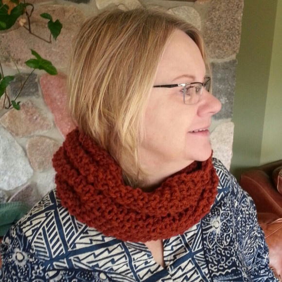 NWOT cowl/hood - Picture 4 of 4