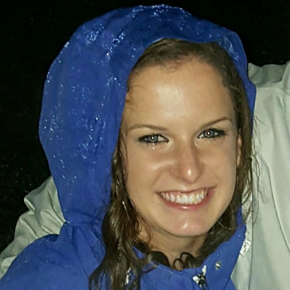 Meet your Posher, Bethany - Picture 1 of 1