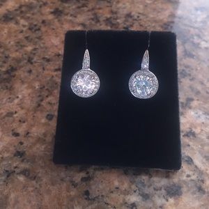 Stunning Swovarski crystal earrings