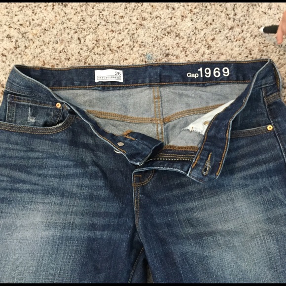 SOLD-Gap Sexy Boyfriend Jeans - Picture 3 of 3