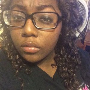 Meet your Posher, Zatavia