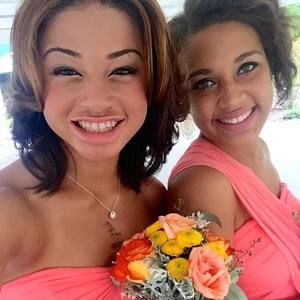 Meet your Posher, Janelle