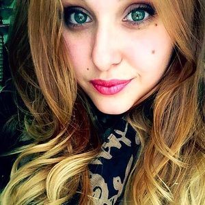 Meet your Posher, Alandra