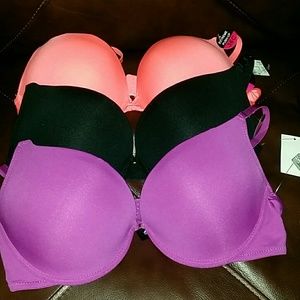 Set of 3 push up bras