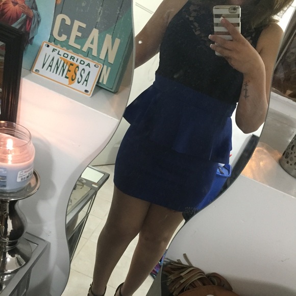 Cute dress!