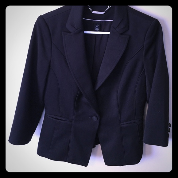 Black 3/4 sleeve jacket