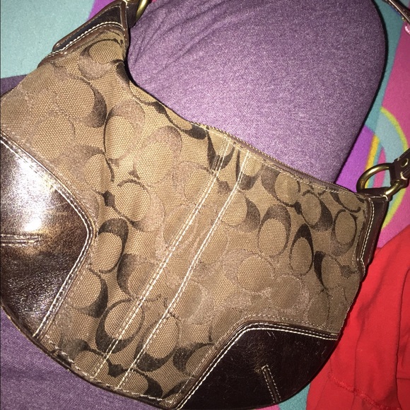 Chocolate brown coach purse - Picture 1 of 3