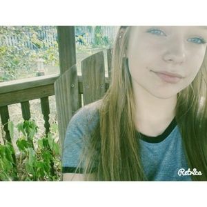 Meet your Posher, Justine