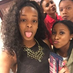 Meet your Posher, Kyra