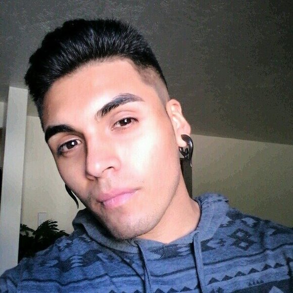 Meet your Posher, Andres