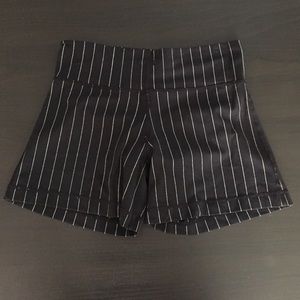 Lulu tight shorts